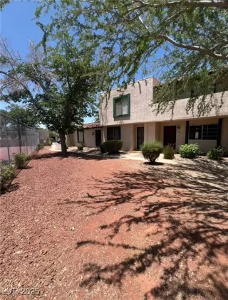 Photo #1: 2741431 Listing 