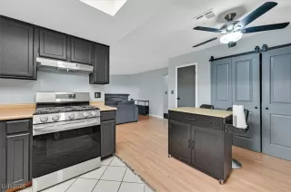 Photo #6: 2741453 Listing 