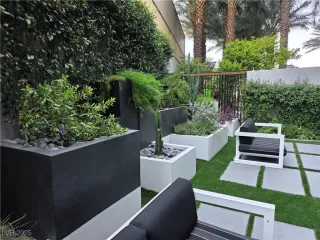 Photo #4: 2741455 Listing