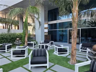 Photo #5: 2741455 Listing