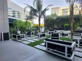 Photo #6: 2741455 Listing