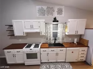 Photo #6: 2741492 Listing