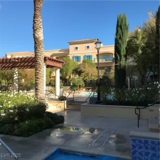 Photo #6: 2741512 Listing