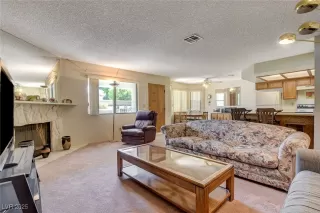 Photo #3: 2741518 Listing