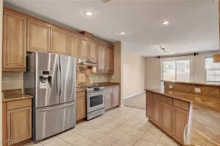 Photo #6: 2741532 Listing