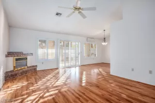 Photo #1: 2741560 Listing