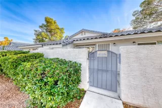 Photo #3: 2741562 Listing