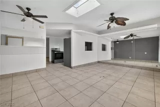 Photo #2: 2741620 Listing