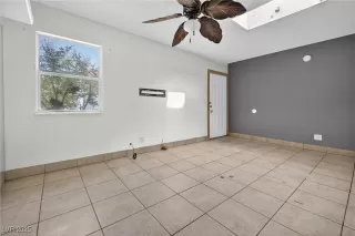 Photo #5: 2741620 Listing