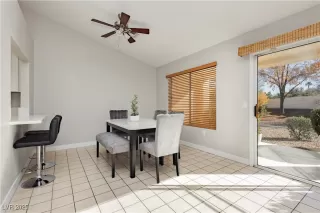 Photo #2: 2741716 Listing 