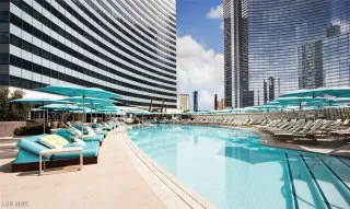 Photo #4: 2741733 Listing