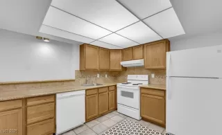 Photo #5: 2741755 Listing 