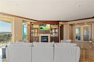 Photo #1: 2741822 Listing