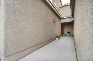 Photo #6: 2741861 Listing 