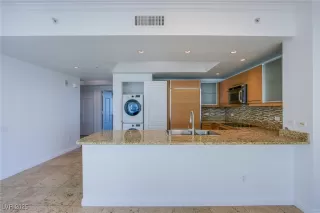 Photo #6: 2741976 Listing 