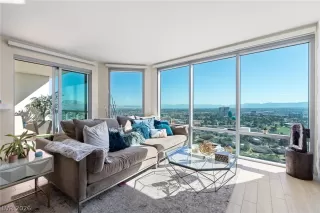 Photo #2: 2742033 Listing 