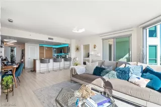 Photo #4: 2742033 Listing 