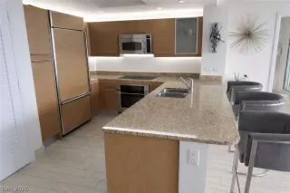 Photo #5: 2742033 Listing 