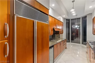 Photo #3: 2742037 Listing 