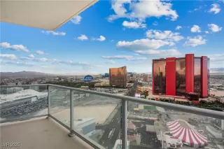 Photo #4: 2742060 Listing