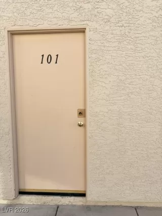 Photo #2: 2742061 Listing 