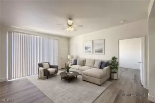 Photo #3: 2742096 Listing 