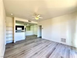 Photo #6: 2742096 Listing 