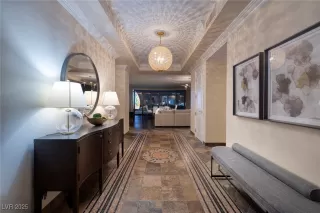 Photo #2: 2742123 Listing