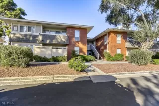 Photo #1: 2742221 Listing