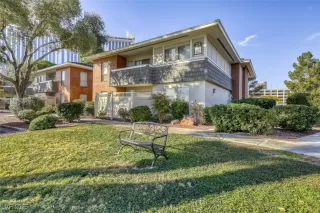 Photo #2: 2742221 Listing