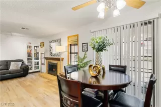 Photo #2: 2742229 Listing 