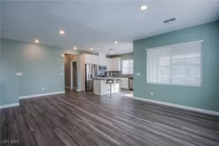 Photo #4: 2742273 Listing 