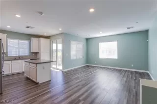 Photo #6: 2742273 Listing 