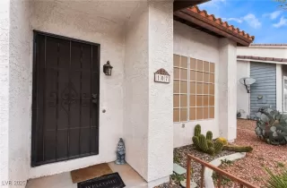 Photo #3: 2742279 Listing 