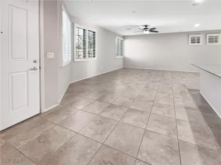 Photo #2: 2742283 Listing 