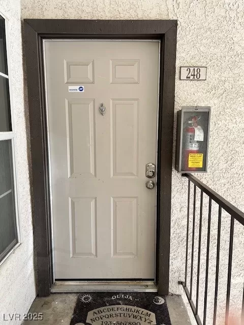 MLS: 2742323 Condo For Sale