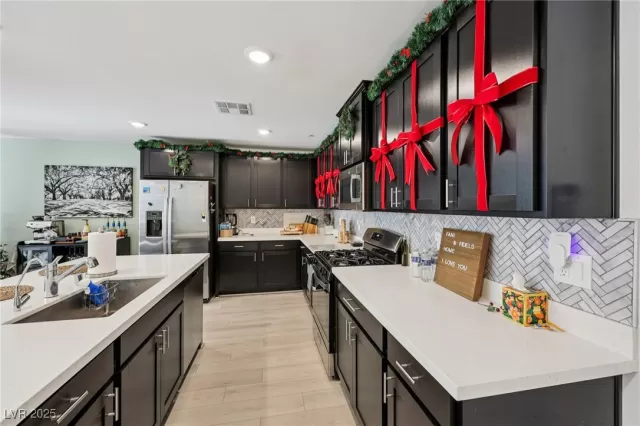 MLS: 2742334 Condo For Sale