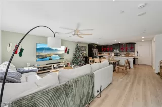 Photo #2: 2742334 Listing