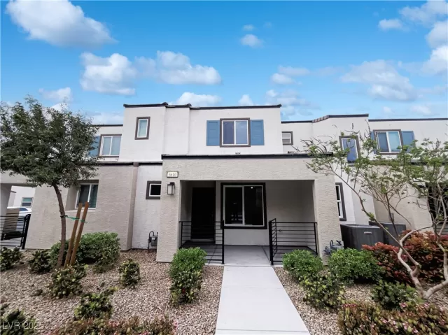 MLS: 2742337 Condo For Sale