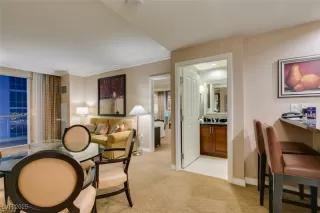 Photo #2: 2742346 Listing 