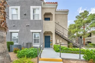 Photo #1: 2742359 Listing 