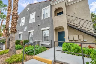 Photo #2: 2742359 Listing 