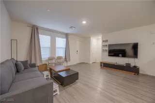 Photo #6: 2742376 Listing 