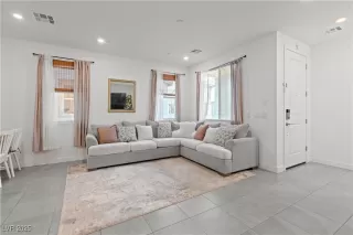 Photo #5: 2742544 Listing 