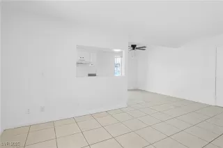 Photo #4: 2742545 Listing 