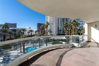 Photo #3: 2742553 Listing 