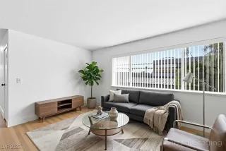 Photo #1: 2742638 Listing 