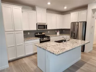 Photo #4: 2742715 Listing 