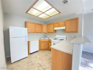 Photo #3: 2742723 Listing 