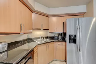 Photo #5: 2742741 Listing 